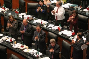 Sesion_Senado_Reforma_Energetica-8-615x410