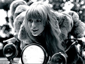 mariannefaithfull060814_g