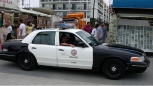 1235_patrulla-lapd_620x350