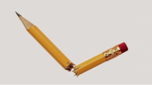 1031_lapiz-roto_620x350