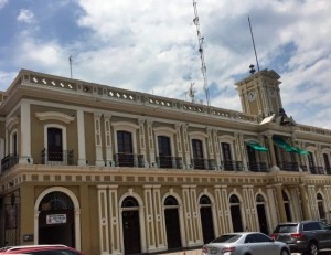palacio-de-gobierno-de-colima-696x537