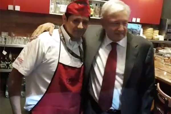 AMLO_aeropuerto-600x400